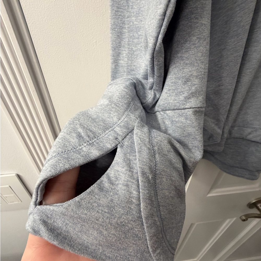 Athleta Women's Heather Gray/Blue Long Sleeve Tee - Picture 5 of 5